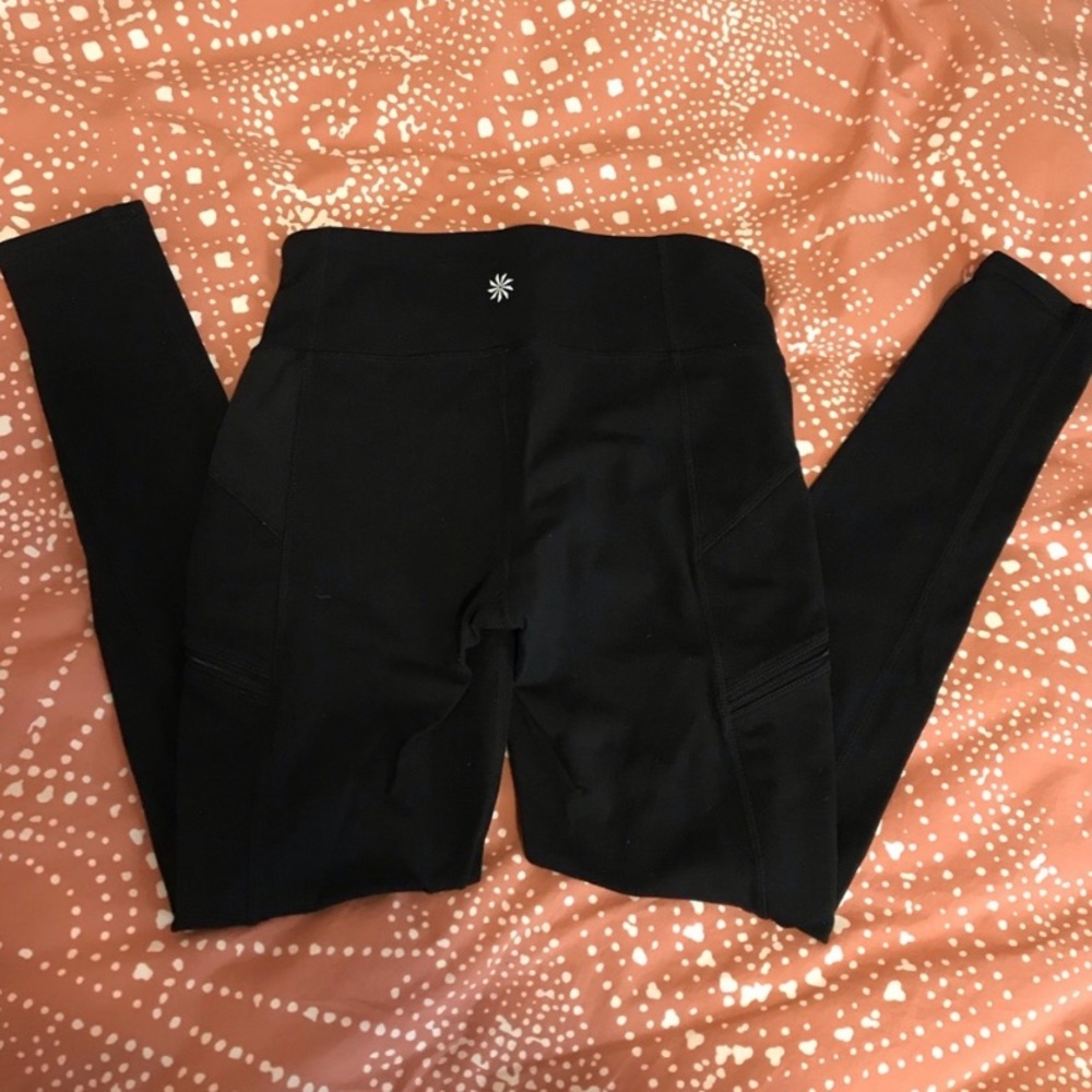 Athleta leggings with zippered pockets